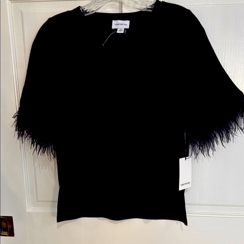 For Cynthia Collection Black Ruffled Short Sleeve Blouse